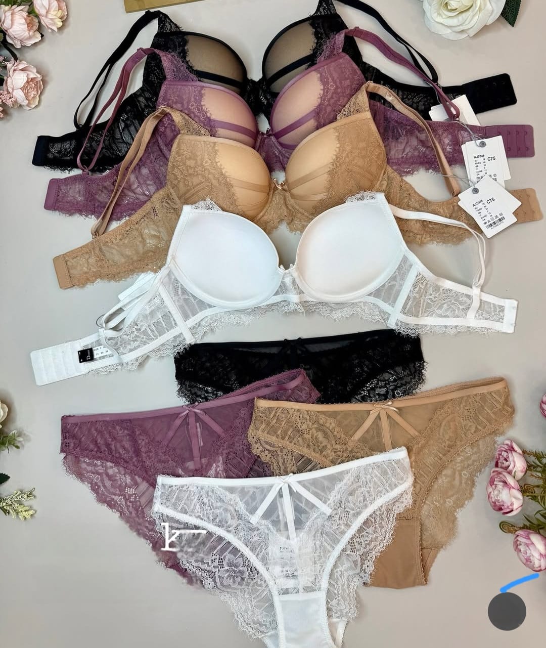 Ensemble Dentelle AJ/PJ7049